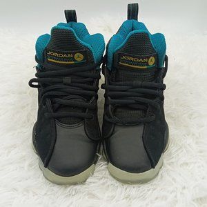 Boys Air Jordan Black/blue Pre-owned Size 4Y